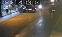 Otomobil ile çarpışan motosikletin sürücüsü yaralandı