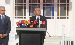 Özgür Özel, Mudanya'da vatandaşlarla buluştu