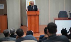 Prof. Dr. Durmuş Boztuğ, Türk irfan geleneğinin tarihsel izlerini anlattı