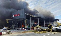 Rusya, Odessa'da süpermarketi vurdu