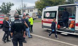 Samsun'da otomobiller kafa kafaya çarpıştı: 1'i ağır 2 yaralı
