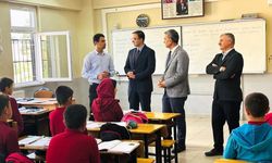 Sincik Kaymakamı Yıldız'dan İmam Hatip Ortaokulu'na ziyaret