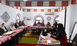 Sinop'ta Kur'an kursu kursiyerlerine koruyucu aile hizmeti tanıtıldı