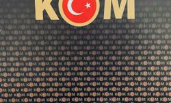 Sürücü belgesi sınavında kopya düzeneğiyle yakalandılar
