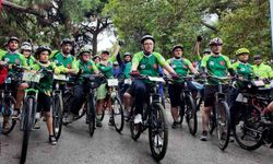 Tarih ve doğa içinde 160 bisikletli pedal çevirdi
