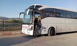 Tokat'ta otobüs ile traktör çarpıştı: 1 yaralı