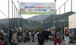 Tunceli'de festival tadında çocuk şenliği