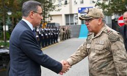 Vali Baruş'tan Tümgeneral Cengiz Yıldız'a ziyaret