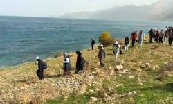 Van Gölü kıyılarında doğa ve çevre farkındalığı etkinliği