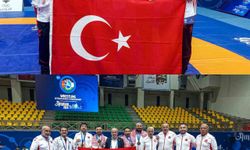 Veteran güreşçilerden dünya şampiyonasında 4 madalya