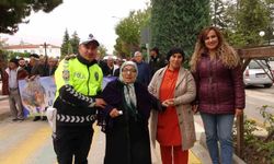 Yozgat'ta 1 Ekim Dünya Yaşlılar Günü'nde farkındalık yürüyüşü düzenlendi