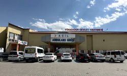 Yüksekova Devlet Hastanesi'nde uzman hekim kadrosu güçlendi