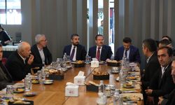 AK Parti Yozgat'ta Muhtarları Dinledi