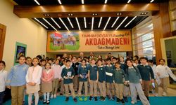 Akdağmadeni'nde 10 Bin Kitap Okurla Buluşuyor