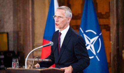 Stoltenberg: “Ukrayna’nın kendini savunma hakkı, Ukrayna dışındaki meşru askeri hedefleri vurmayı da içerir”