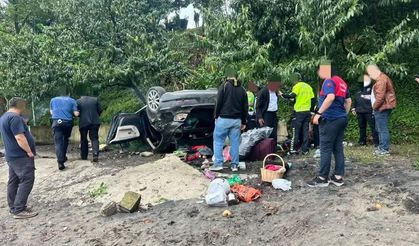 Kediye çarpmamak için manevra yapınca araç plaja uçtu: 4 yaralı