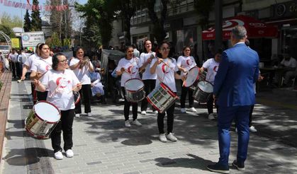 Uşak'ta engellilere farkındalık yürüyüşü gerçekleştirildi