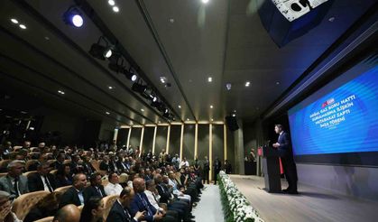 Bakan Bayraktar: 'Türkiye-KKTC arasında yaklaşık 101 kilometre uzunluğunda doğal gaz iletim hattı inşa edeceğiz'