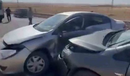 Diyarbakır'da iki otomobil çarpıştı: 2 yaralı