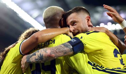 Fenerbahçe, Polonya'ya avantajla gidiyor