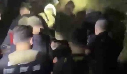Patikadan yamaca düşerek mahsur kalan bir kişi, itfaiye tarafından kurtarıldı