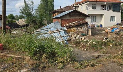Samsun'da şiddetli sağanak ve dolu zarara yol açtı