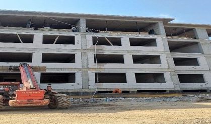 Tarsus'ta eğitim yatırımları hızla hayata geçiriliyor