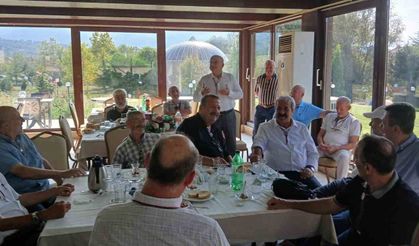 50 yıl önce okul sırasında başlayan dostluklarını tazelediler