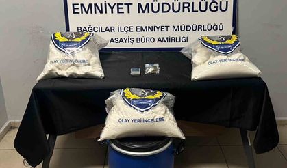 Bağcılar'da uyuşturucu imalathanesine baskın: 22 kilo 970 gram uyuşturucu ele geçirildi