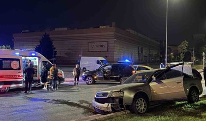 Kayseri'de ticari taksi otomobil ile çarpıştı: 1 yaralı
