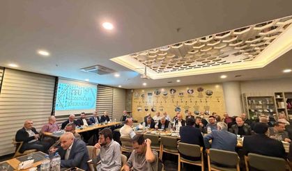 Bursa'da dünya ve Türkiye ekonomisi ele alındı