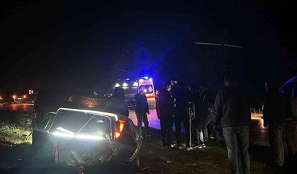 Zonguldak'ta seyir halindeki otomobil takla attı: 2 yaralı