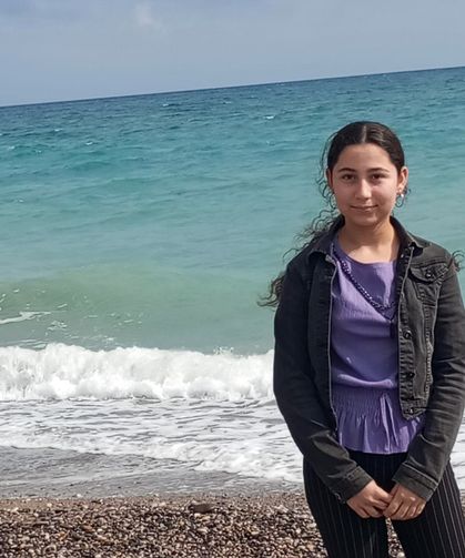 Antalya'da 16 yaşındaki Yasemin'den 2 gündür haber alınamıyor
