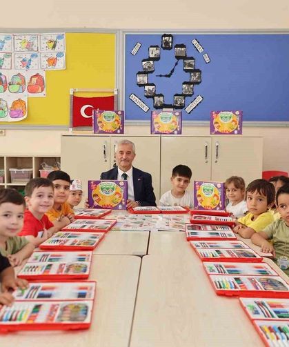 Şahinbey Belediyesin'den öğrencilere eğitim yılı hediyesi