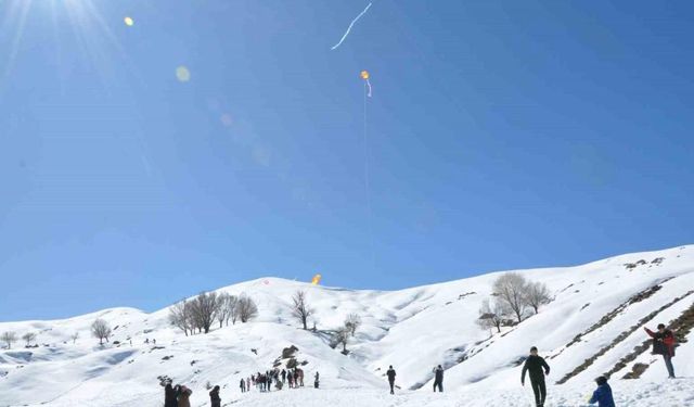 Batman’da 2 metrelik kar üzerindeki şenliklerde renkli görüntüler oluştu