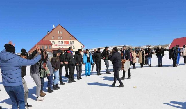 Bingöl Üniversitesi’nden 2’inci Hesarek Kar Festivali etkinliği