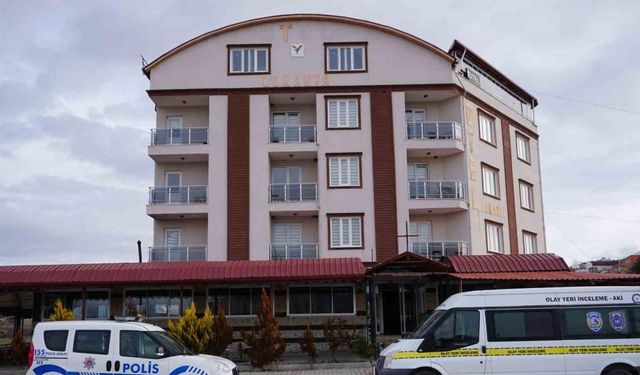 Burdur’da eski koca dehşeti: Boşandığı eşini önce vurdu, sonra bıçaklayarak öldürdü