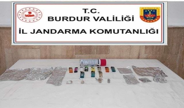 Burdur’da uyuşturucu operasyonunda 5 tutuklama