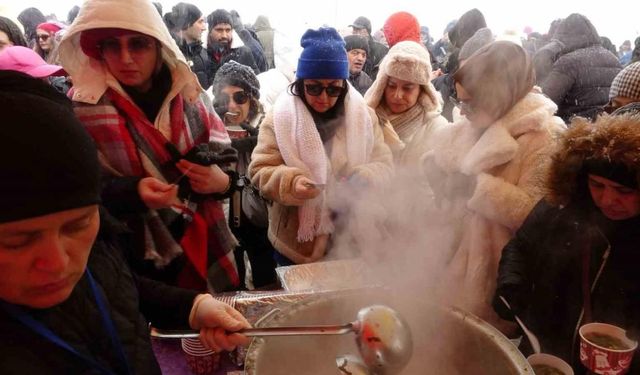 Giresun’da “Kar Festivali” renkli görüntüler oluşturdu