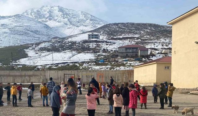 İlkokul öğrencilerine “Afet Farkındalık Eğitimi” verildi