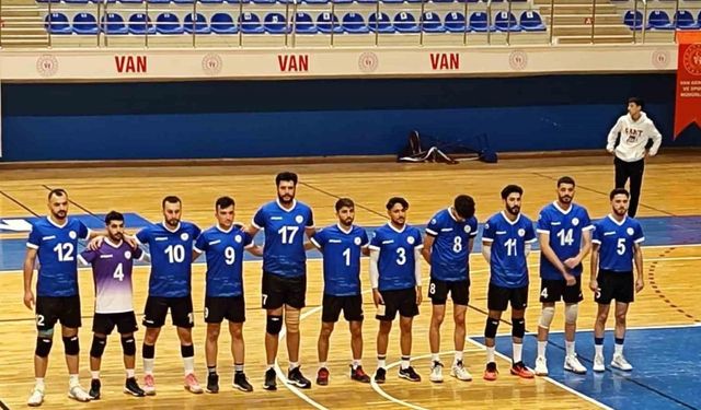 Siirt Belediyesi Erkek Voleybol Takımı play-off oynamaya hak kazandı