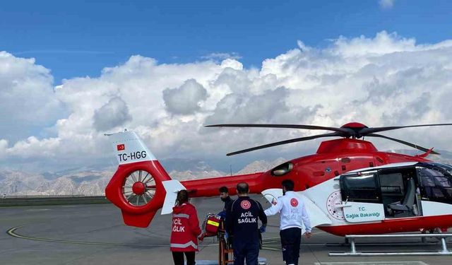 Şırnak’ta 12 yaşındaki çocuk ambulans helikopterle Diyarbakır’a sevk edildi