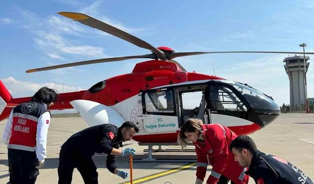 Şırnak’ta hipertansiyon sorunu olan çocuk ambulans helikopter ile Van’a götürüldü