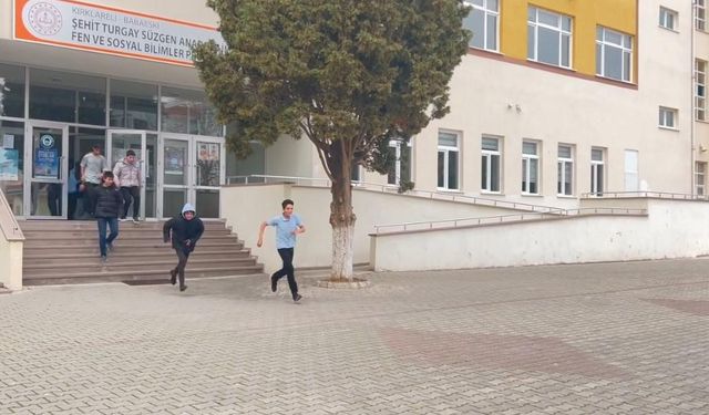 Babaeski’de lisede deprem tatbikatı