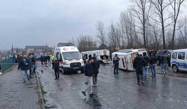 Bartın’da işçi servisleri kaza yaptı: 1 ölü, 15 yaralı