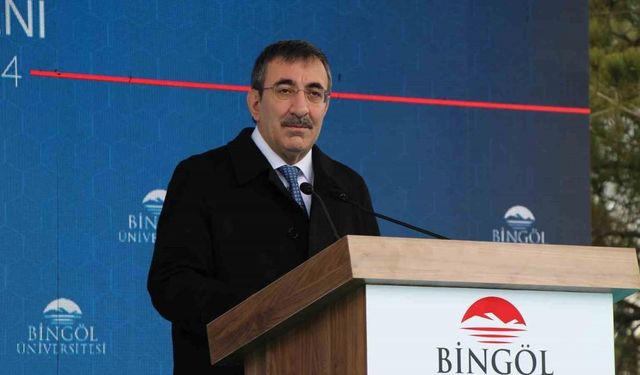 Cumhurbaşkanı Yardımcısı Yılmaz: "Bingöl Üniversitesi arı ve arı ürünleri alanında ihtisaslaşan, uzmanlaşan tek üniversitemizdir”