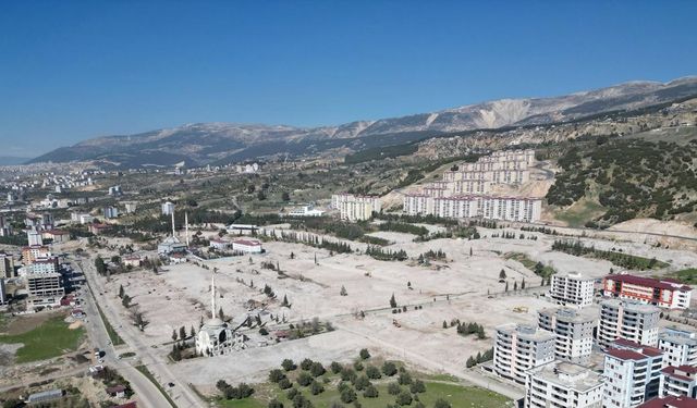 Dulkadiroğlu ilçesi yeniden ayağa kalkıyor