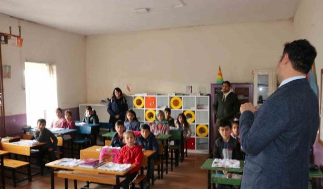 Kars’ta minik öğrencilere suyun önemi anlatıldı