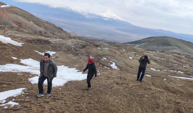 Malezyalı dağcılar, Nuh’un Gemisinin izi olduğu iddia edilen bölgeyi ziyaret etti