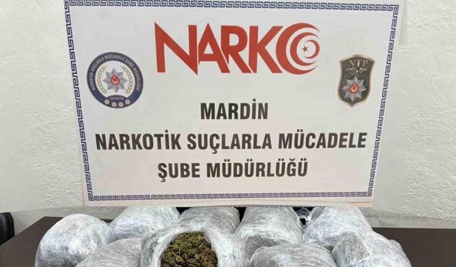 Mardin’de ’dur’ ihtarına uymayan 2 firari tutuklandı